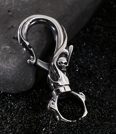 Dark and Gothic Skull Key Chain-Stainless Steel