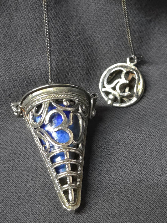 Vintage OM Pendulum with changeable real stones - Gothic & Alternative Gift - Haunted