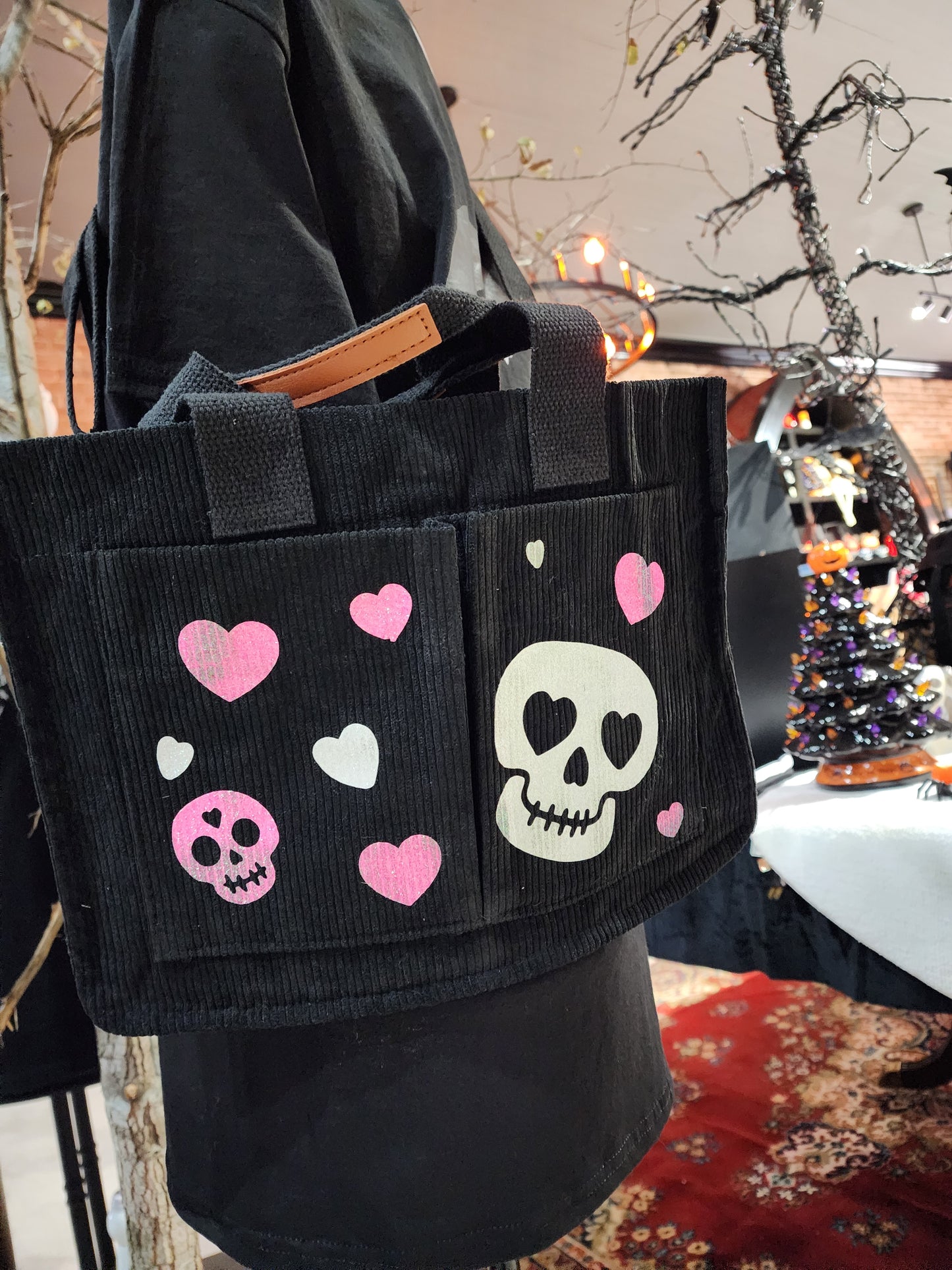 Love Hearts Skull Messenger Book Bag Burn Out