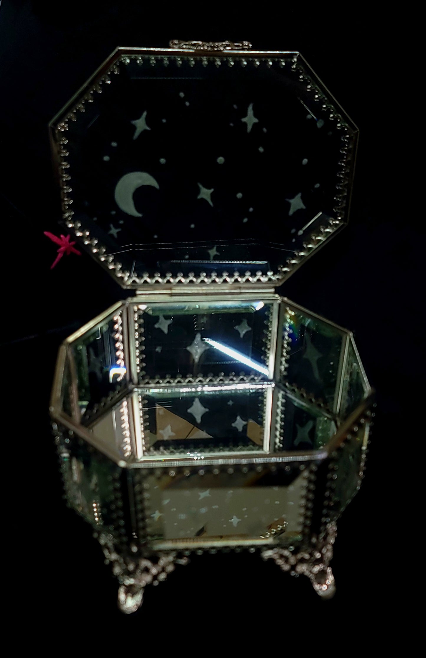 Witch's Glass trinket and jewelry box