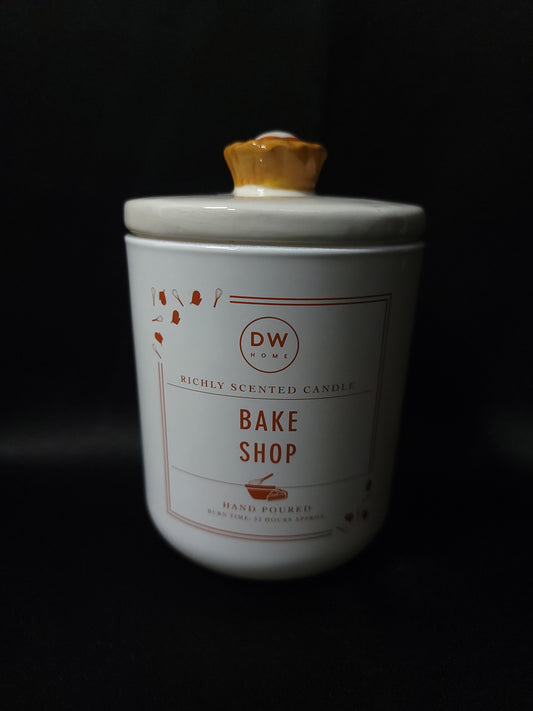 Bake Shop cozy Knob Ceramic Candle