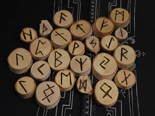 Natural wood slice Rune set