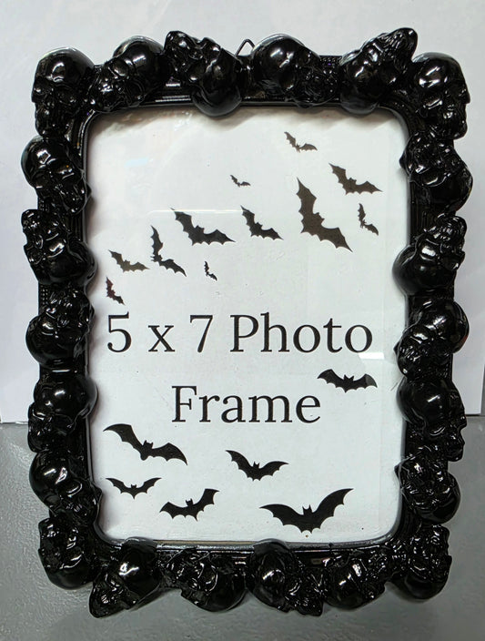 Black Skull Picture Frame