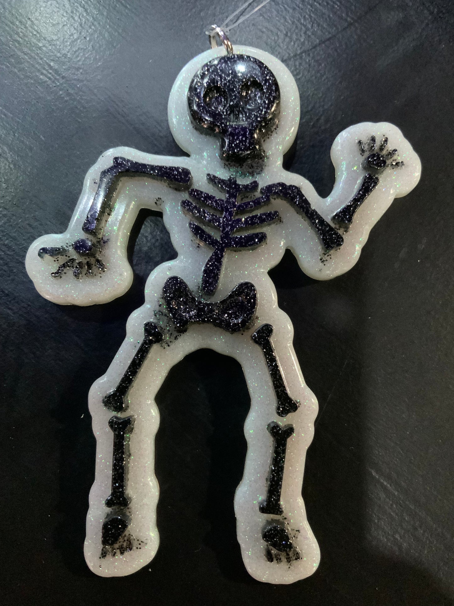 Glitter Skeleton ornament W/B