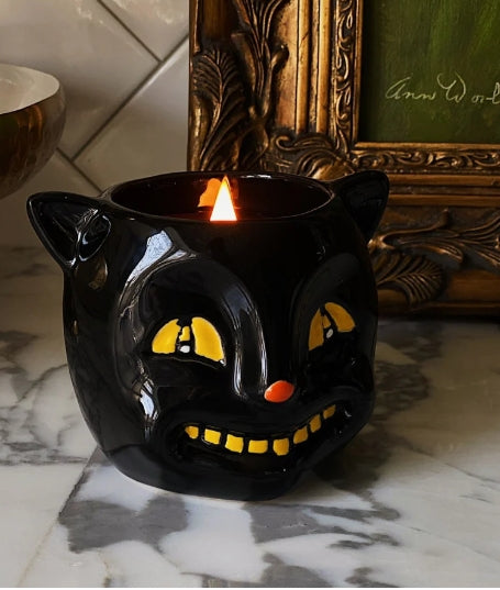 Vintage Black Cat Caramel Apple Ceramic Candle