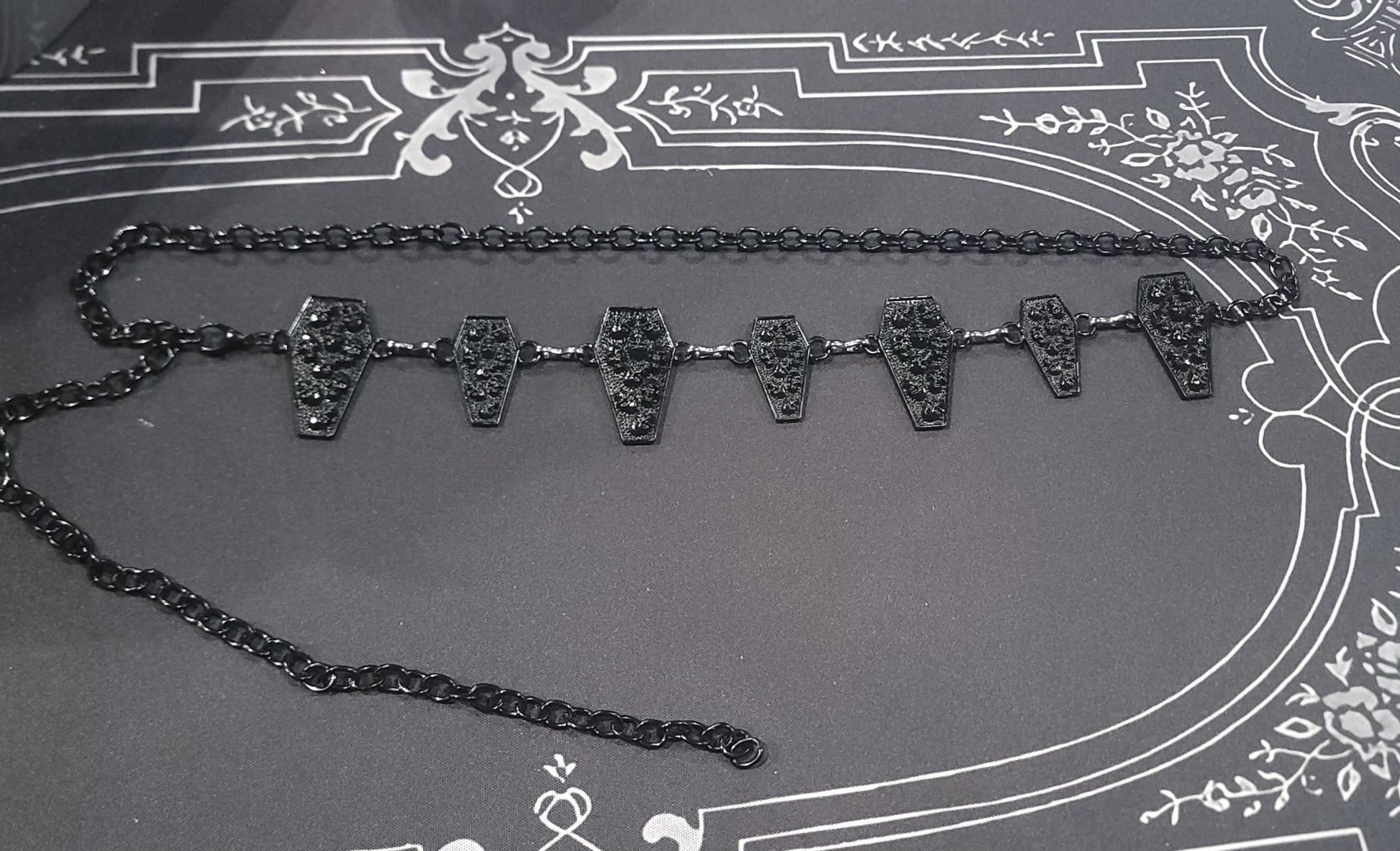 Coffin adjustable Hat chain - Gothic & Alternative Gift - Haunted
