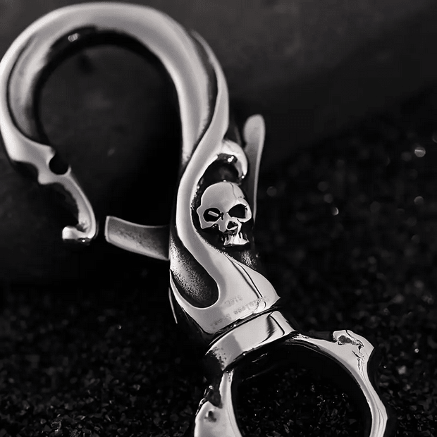 Dark and Gothic Skull Key Chain-Stainless Steel Jewelry - Gothic & Alternative Gift - Haunted