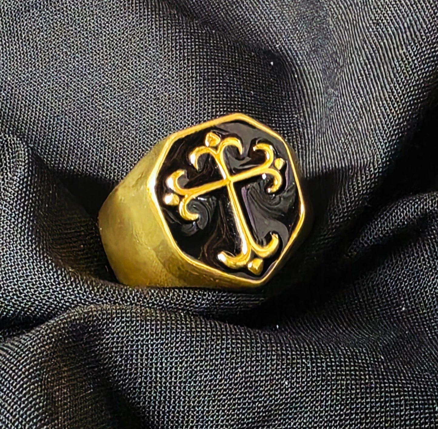 Ed Hardy brand mens stainless steel cross ring - Gothic & Alternative Gift - Haunted