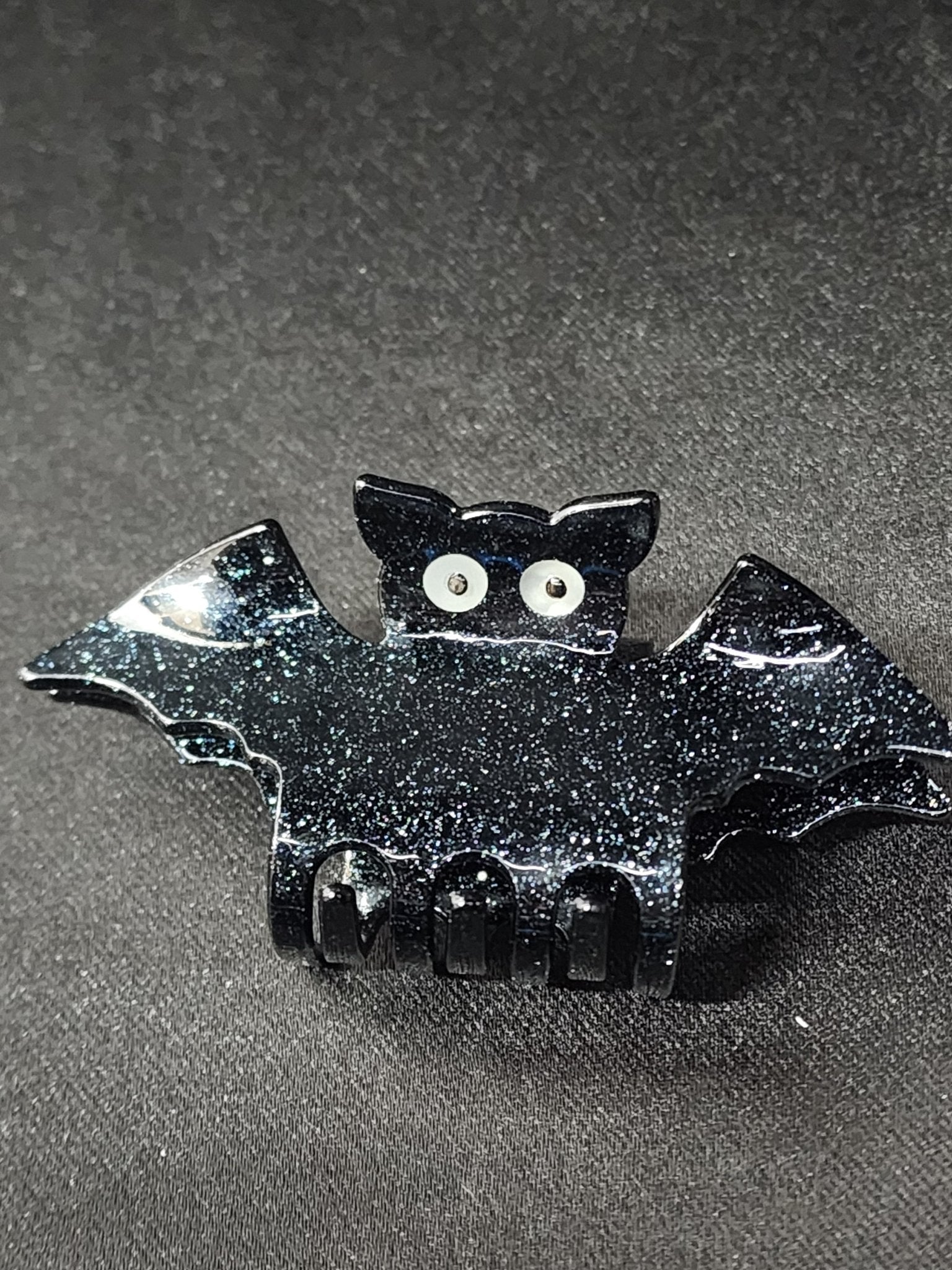 Glow in the Dark Black Bat Skull Hair Claw Clip Whimsigoth Accessories - Gothic & Alternative Gift - Haunted