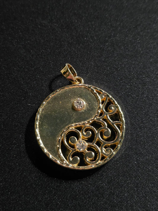 Gold color yin/yang pendant - Gothic & Alternative Gift - Haunted