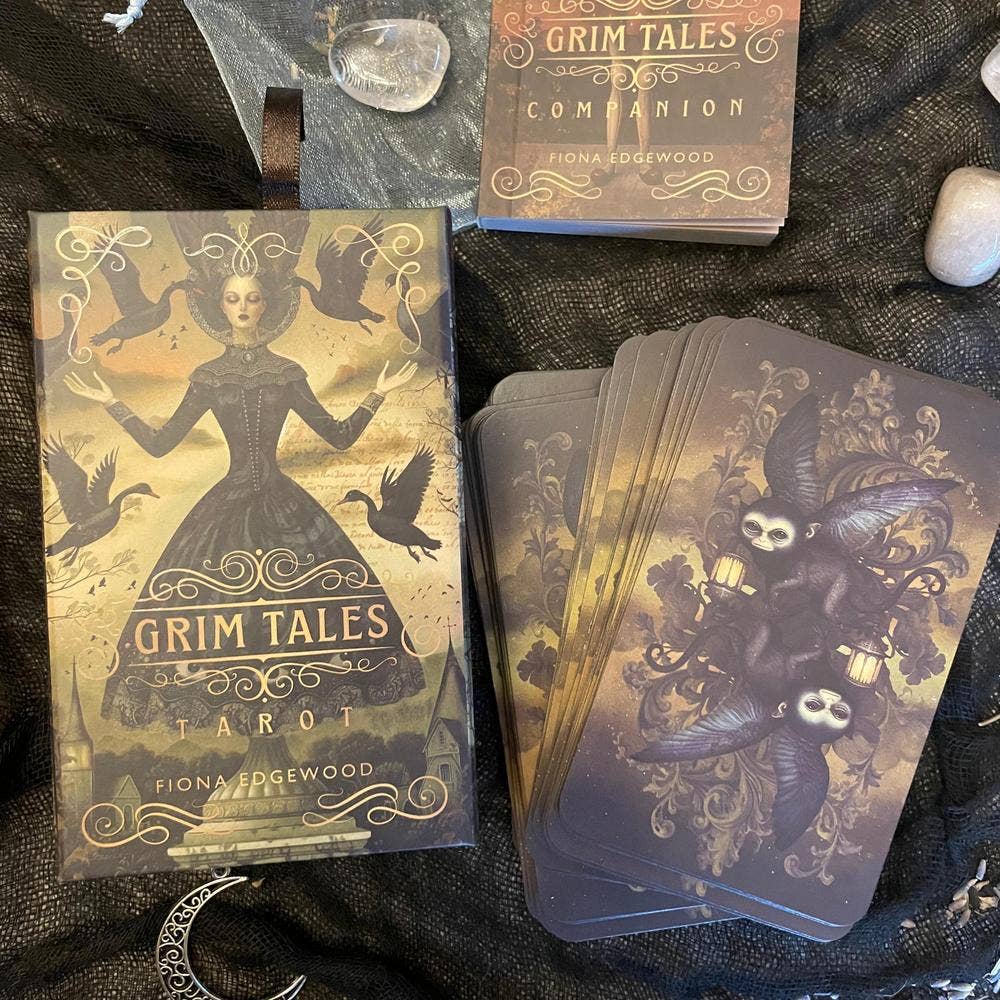 Grim Tales Tarot Kit: A Gothic Fairytale Tarot Card Deck Accessories - Gothic & Alternative Gift - Haunted