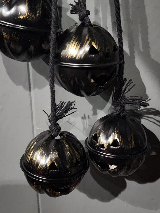 Halloween Jack-o-Lantern Pumpkin Bells-Wind Chime Home Decor - Gothic & Alternative Gift - Haunted