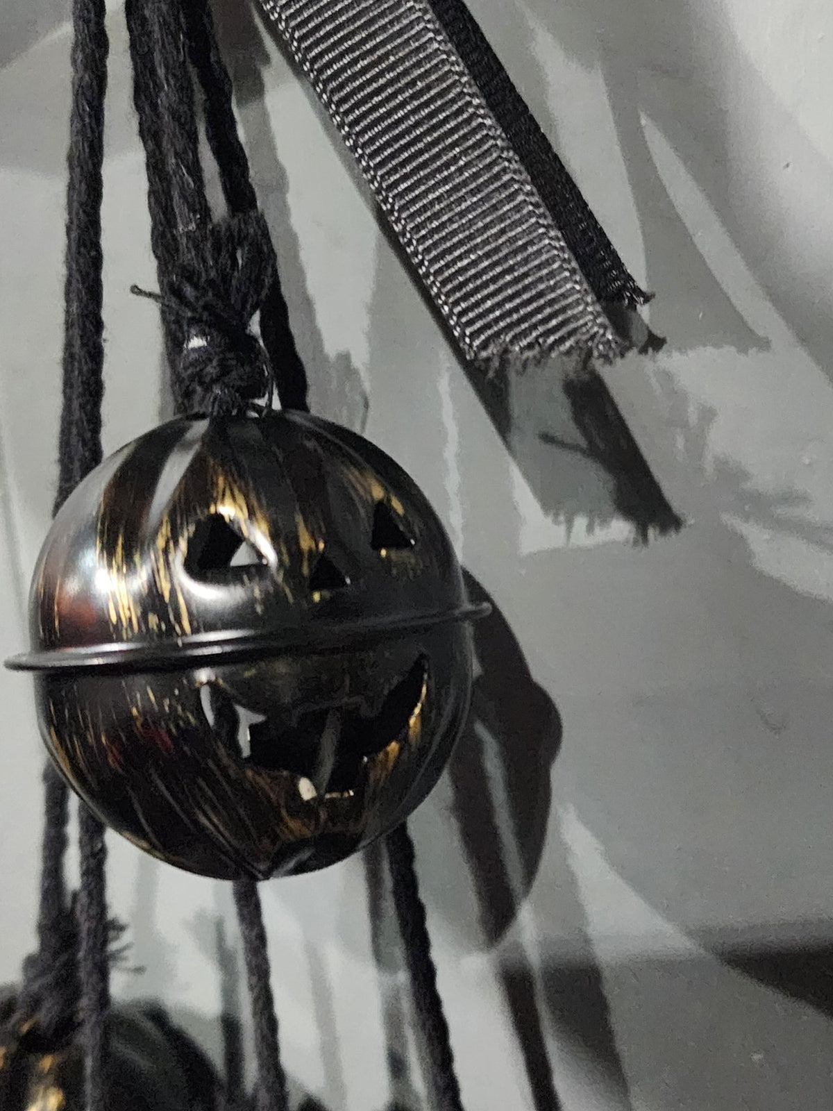 Halloween Jack-o-Lantern Pumpkin Bells-Wind Chime Home Decor - Gothic & Alternative Gift - Haunted