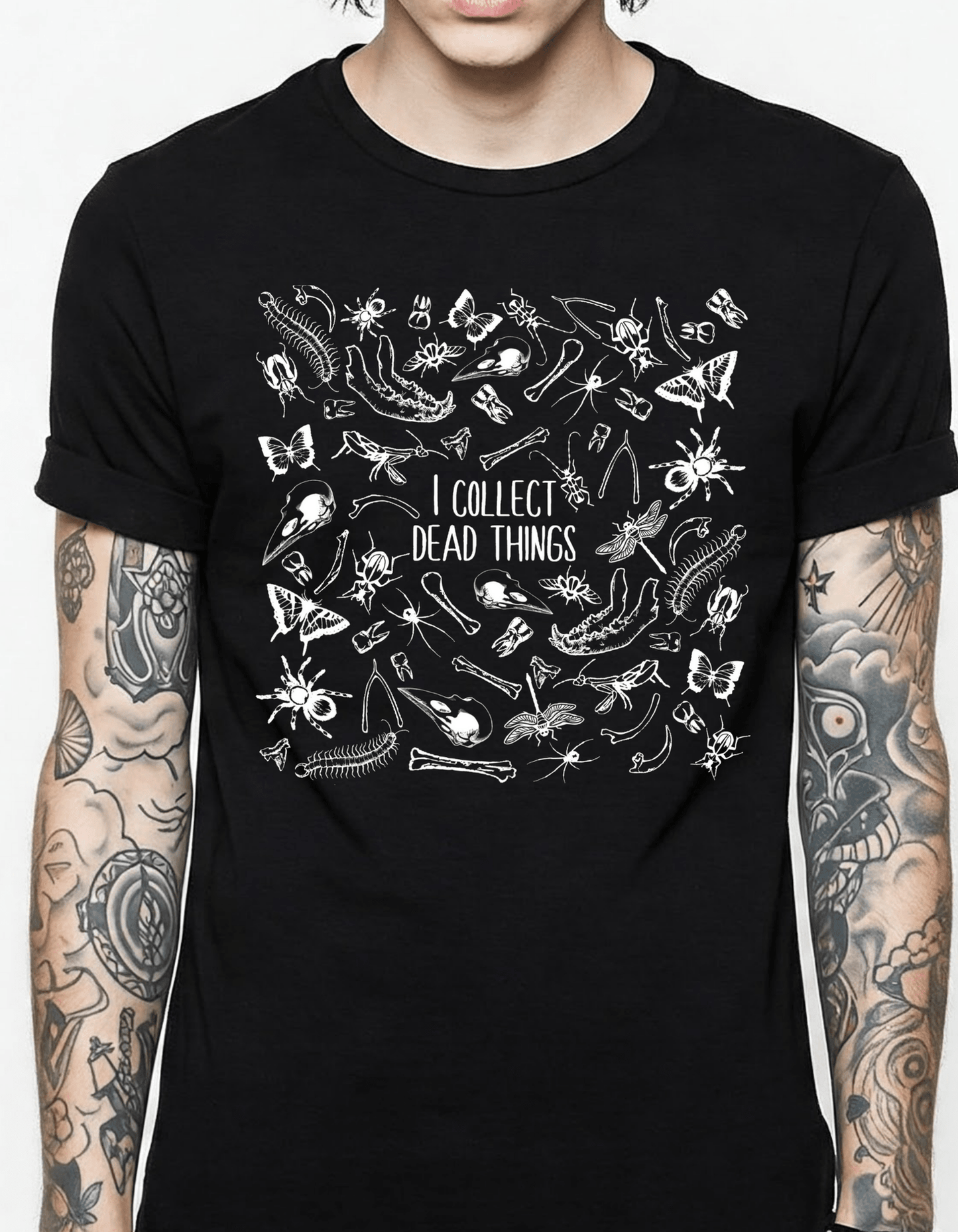 I Collect Dead Things Bug Lover Graphic Unisex T-Shirt Cotton Clothing - Gothic & Alternative Gift - Haunted
