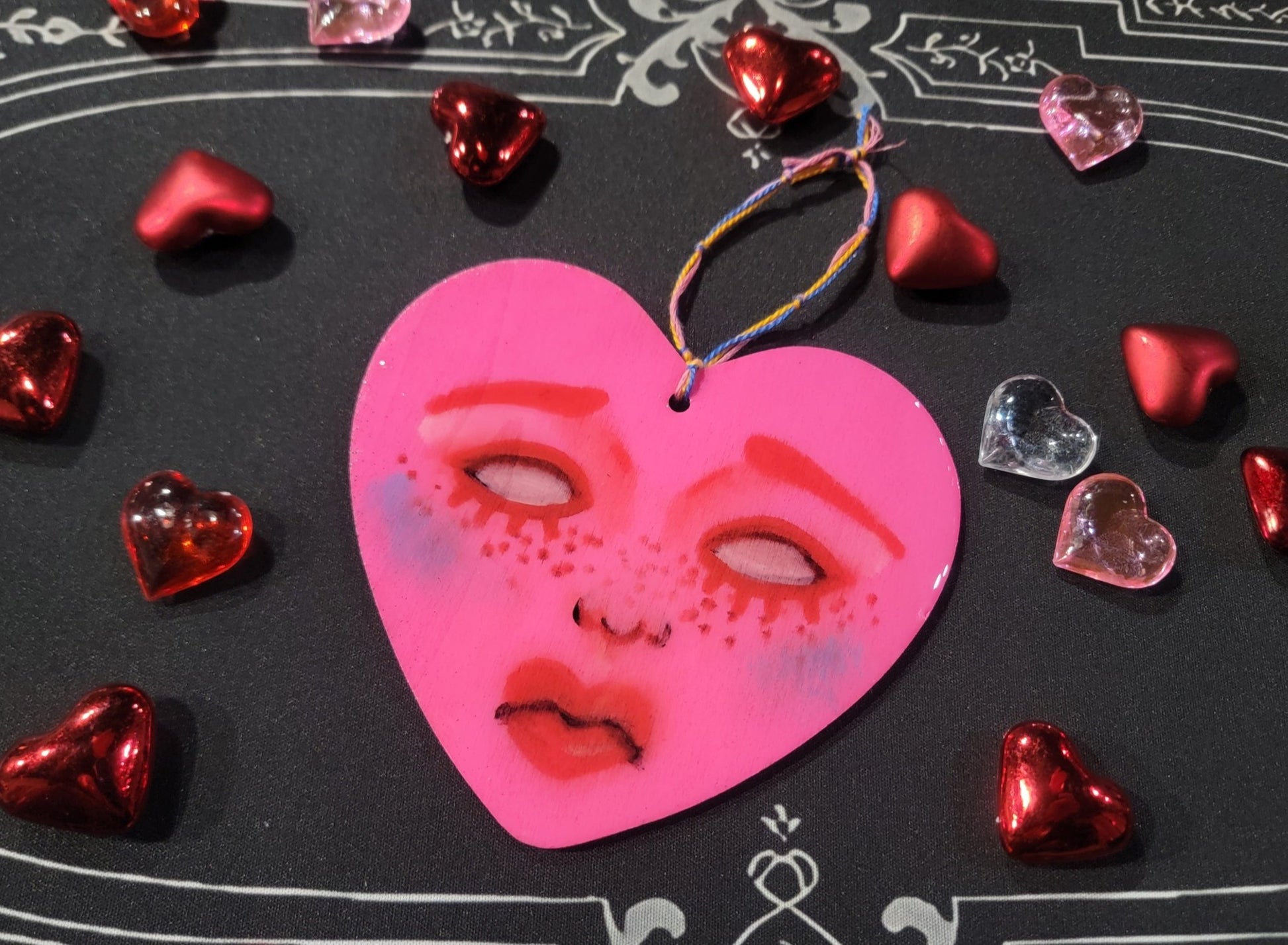 Lonely Heart Mini Wall Plaque wall hanging - Gothic & Alternative Gift - Haunted
