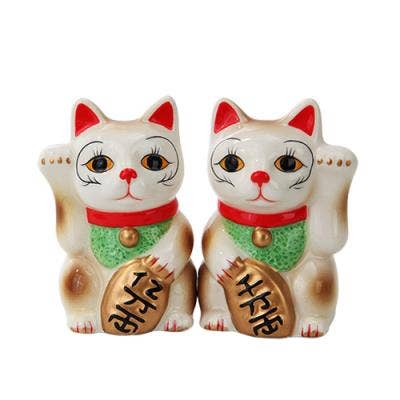 Maneki Neko Lucky Cat Salt and Pepper Shaker Set Kitchenware - Gothic & Alternative Gift - Haunted