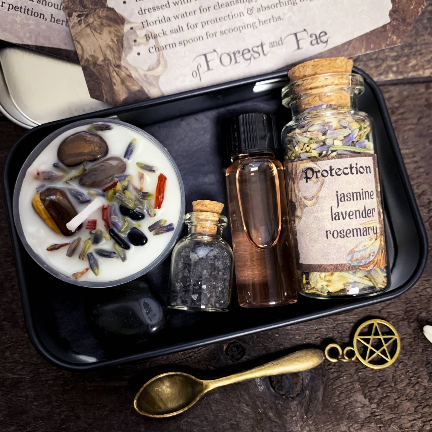 Protection Travel Altar • Witch kit for rituals & spells DIY Crystals - Gothic & Alternative Gift - Haunted