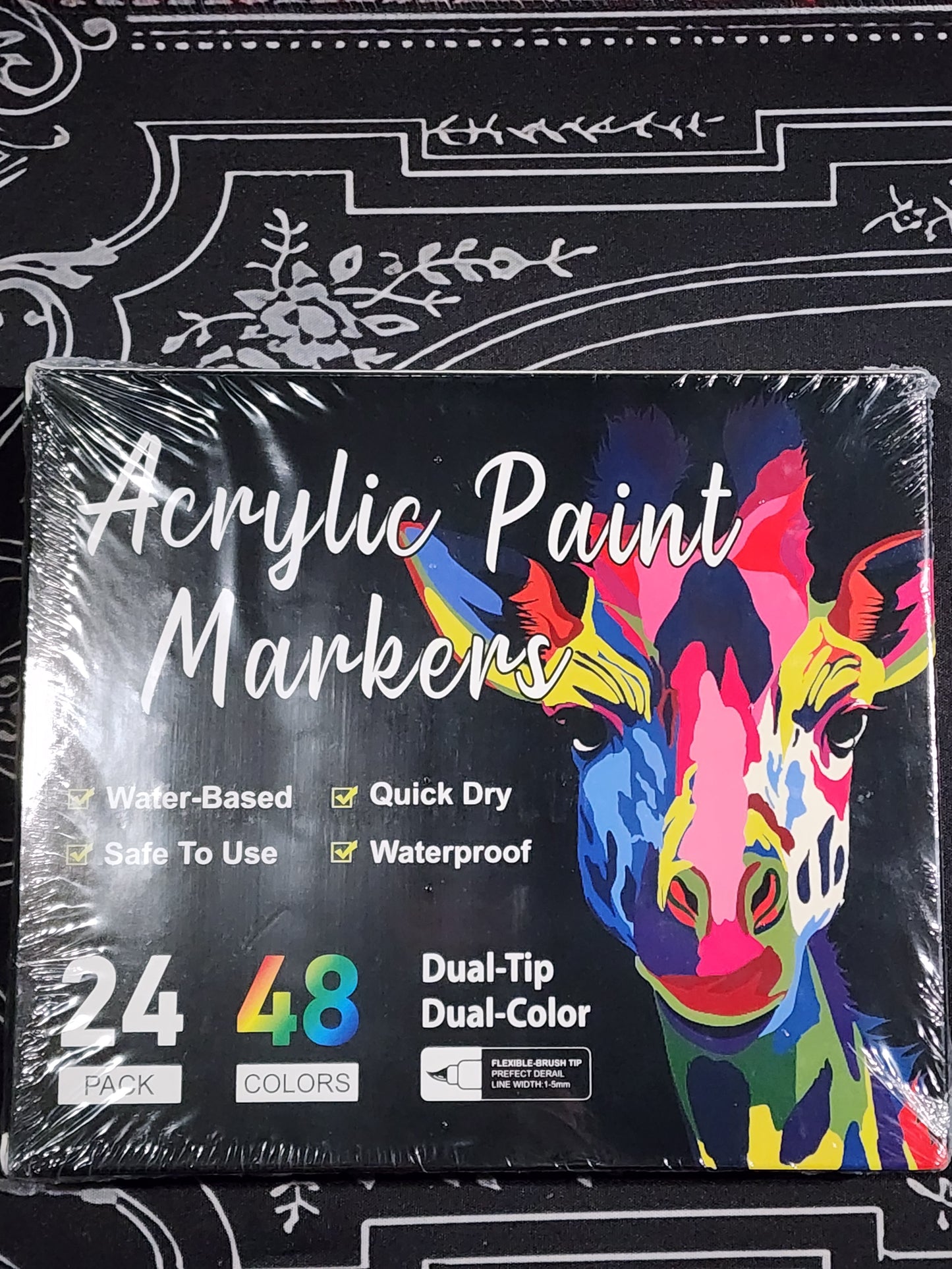 Acrylic Paint Markers adult coloring book pens.