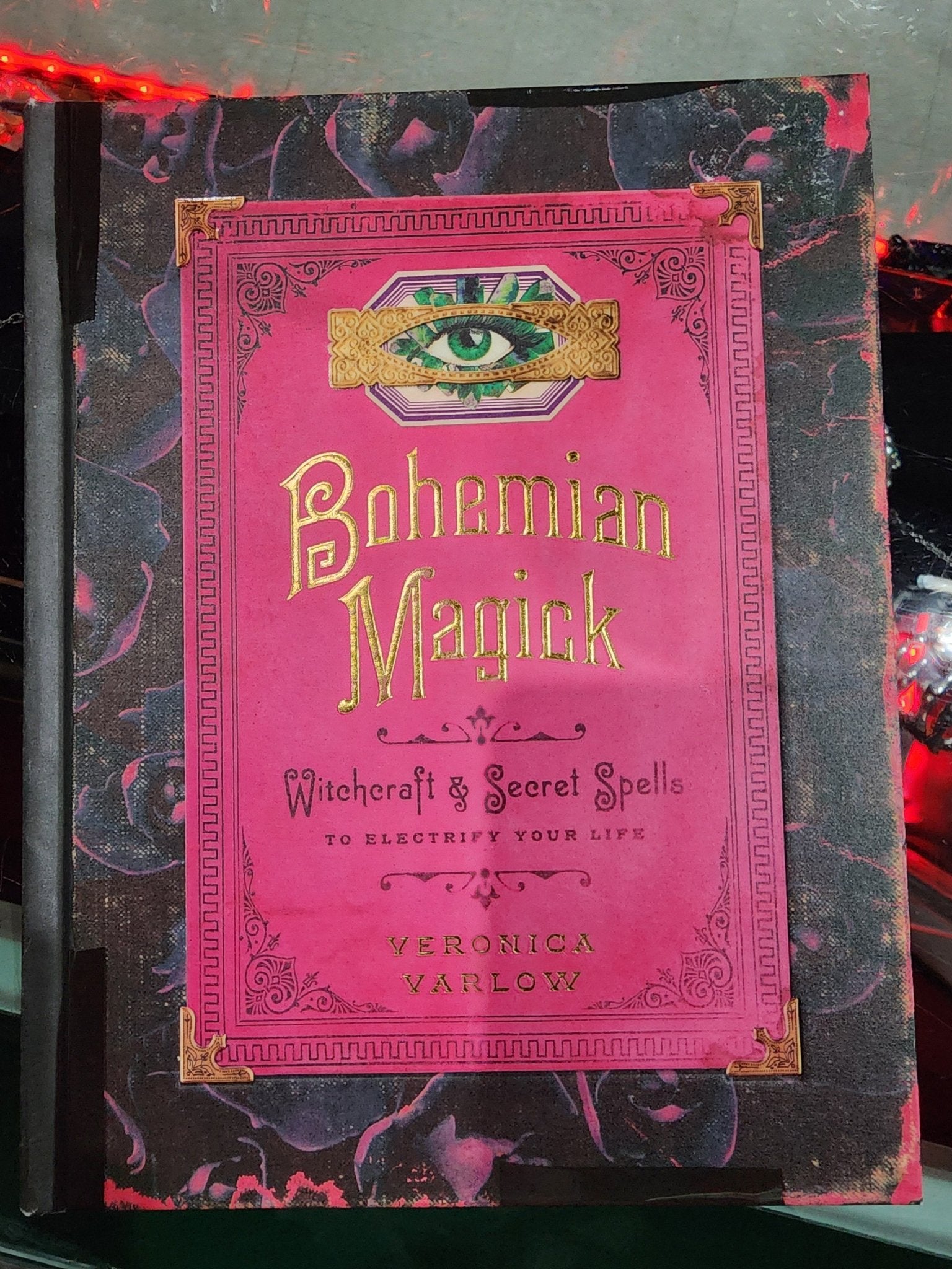 Super Saver Book Bundle 4 - Gothic & Alternative Gift - Haunted