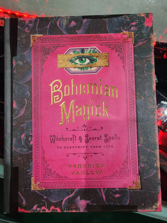 Super Saver Book Bundle 4 - Gothic & Alternative Gift - Haunted