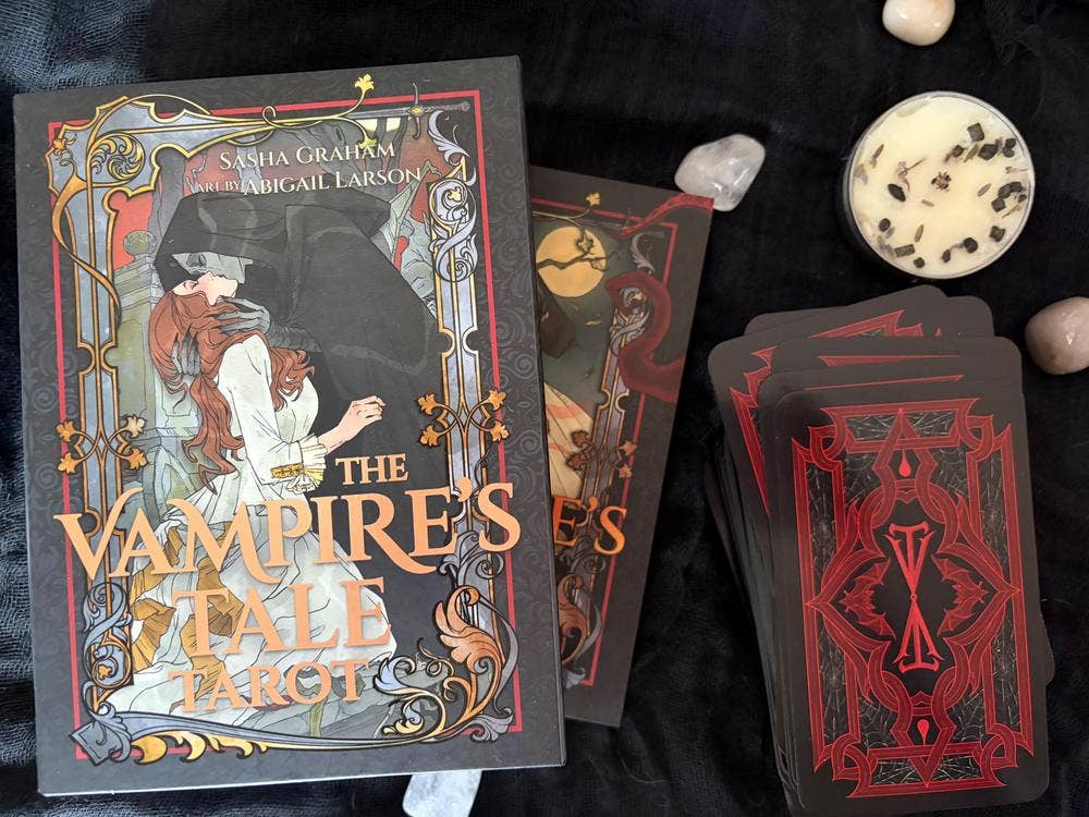 The Vampire's Tale Tarot Kit – 78 Cards & Gothic Guidebook Tarot Decks - Gothic & Alternative Gift - Haunted