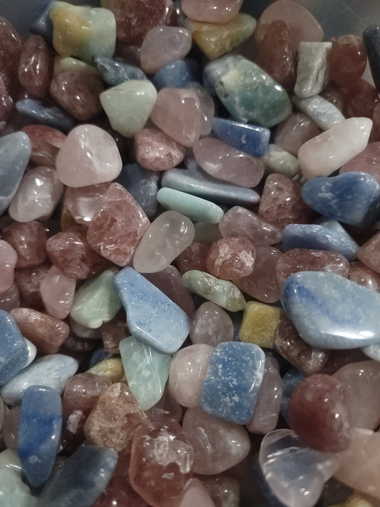 Tumbled Crystal Hand Stone Mix Four 4 Five Crystals - Gothic & Alternative Gift - Haunted