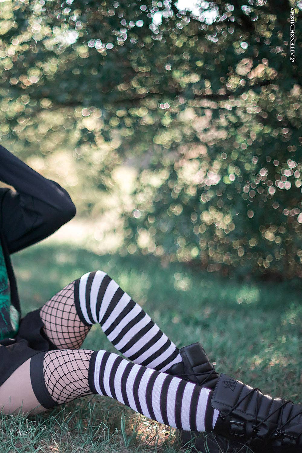 White Garter Thigh High Socks Goth Victorian Cosplay Clothing Accessories - Gothic & Alternative Gift - Haunted