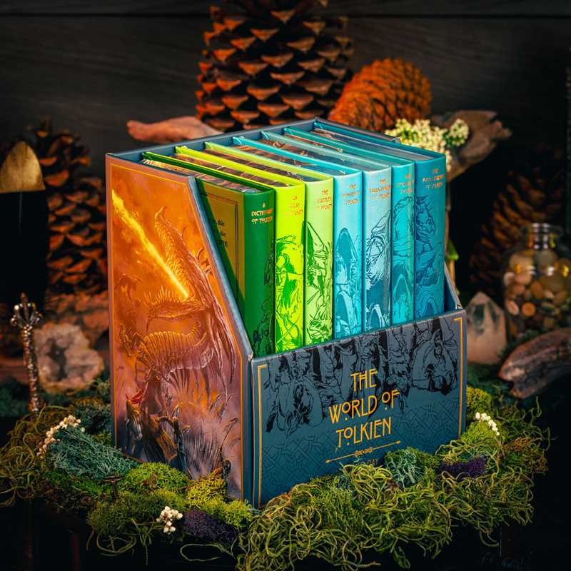 World of Tolkien Seven-Book Boxed Set by David Day: Flexibound; 1792 pages / English - Gothic & Alternative Gift - Haunted